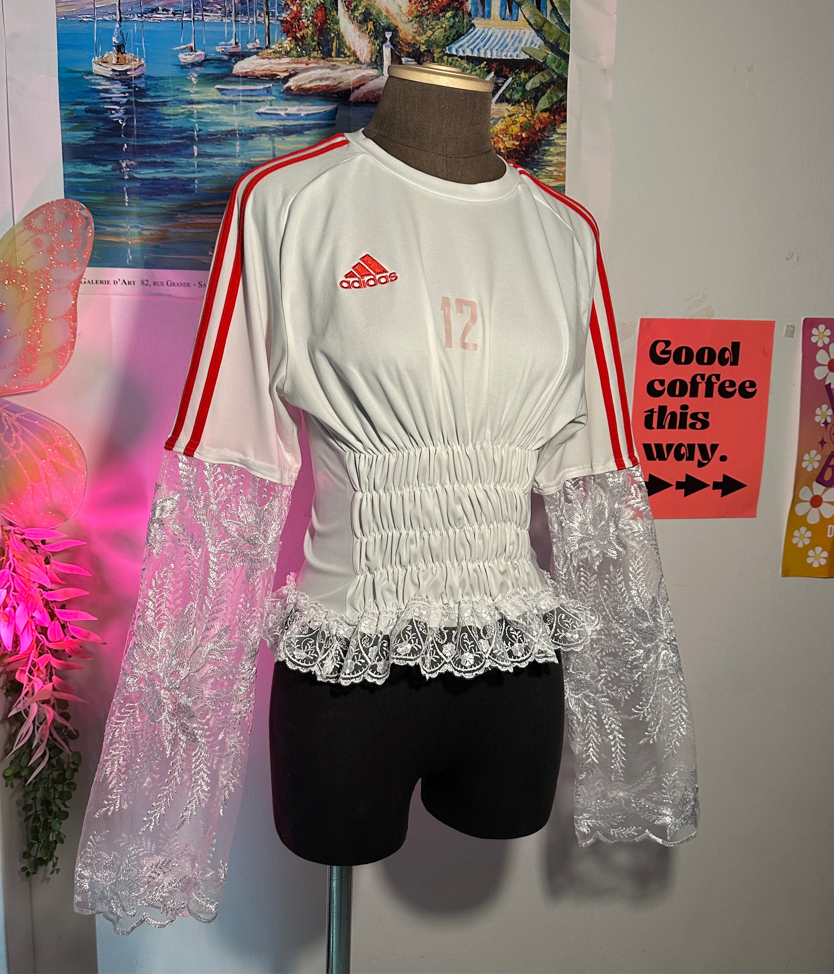 Manches + lace upcycling