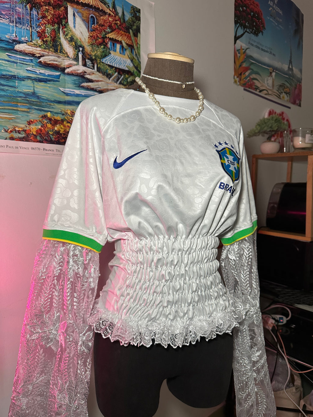 Manches + lace upcycling